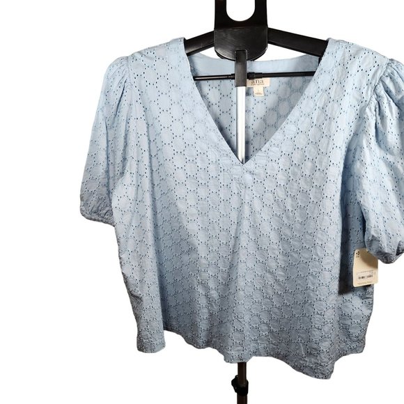 A. N. A. Eyelet Powder Blue V Neck Size L 100% Cotton Pull Over Top. NWT - Picture 2 of 9